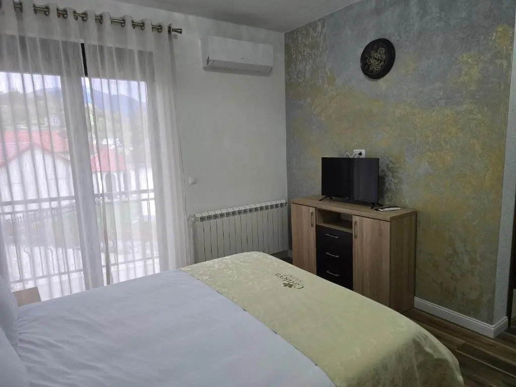 img_id_779532.webp