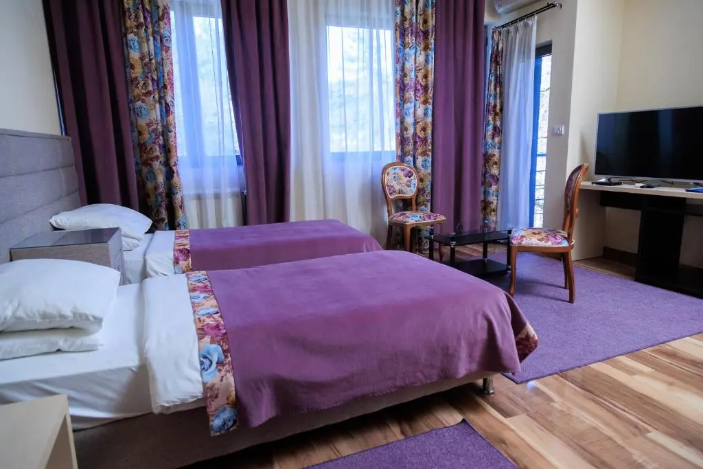 img_id_780399.webp