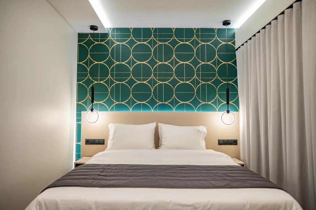 img_id_793280.webp