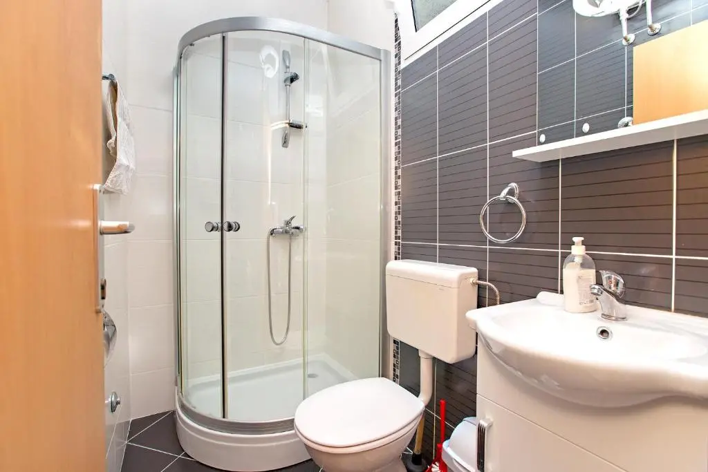 img_id_793596.webp