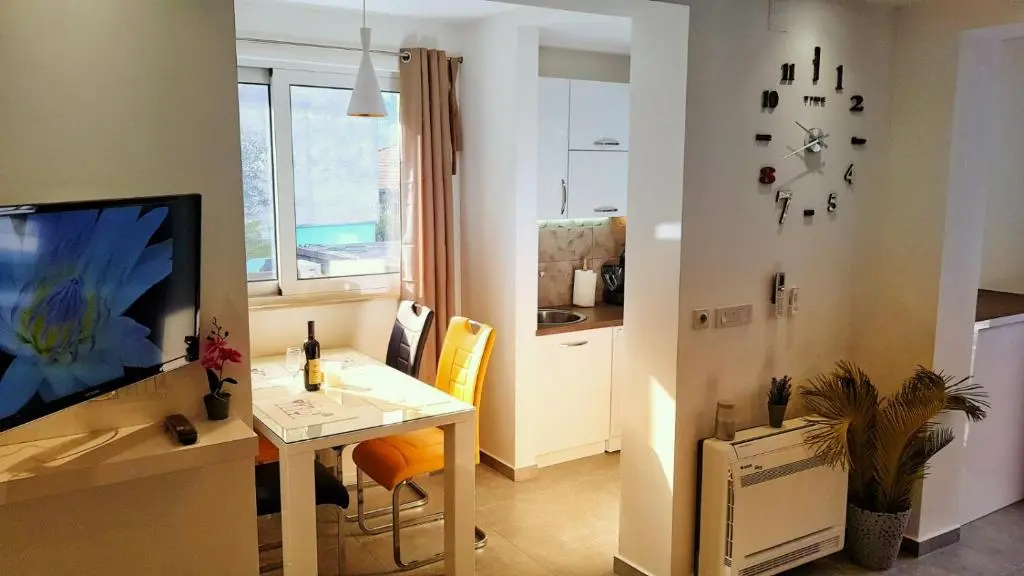 img_id_795866.webp