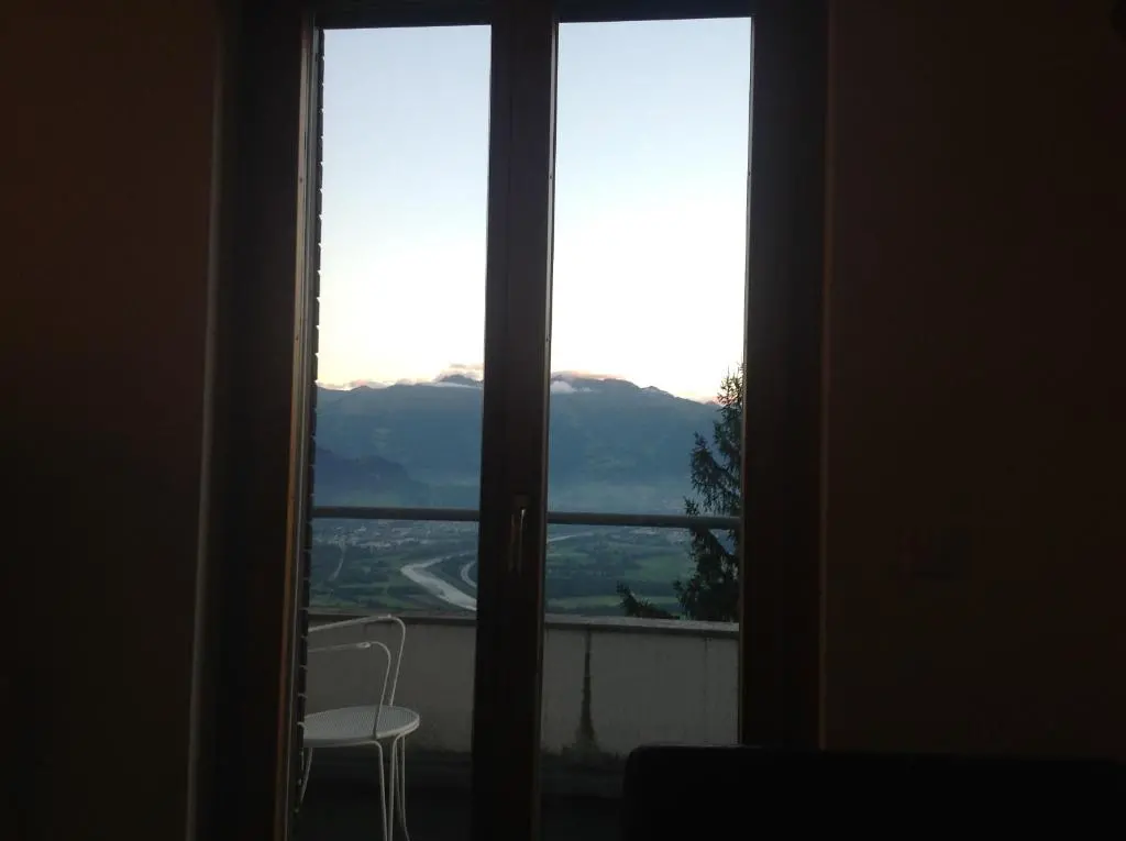 img_id_990704.webp