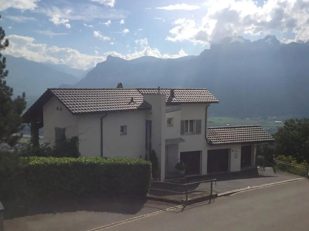 img_id_990709.webp