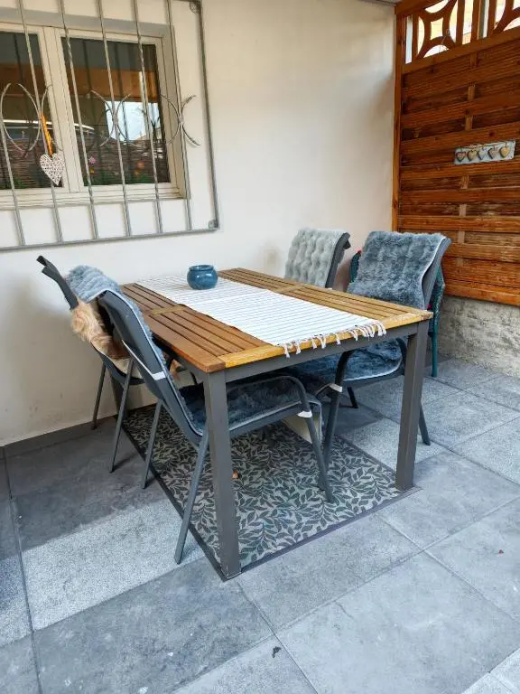 img_id_992695.webp