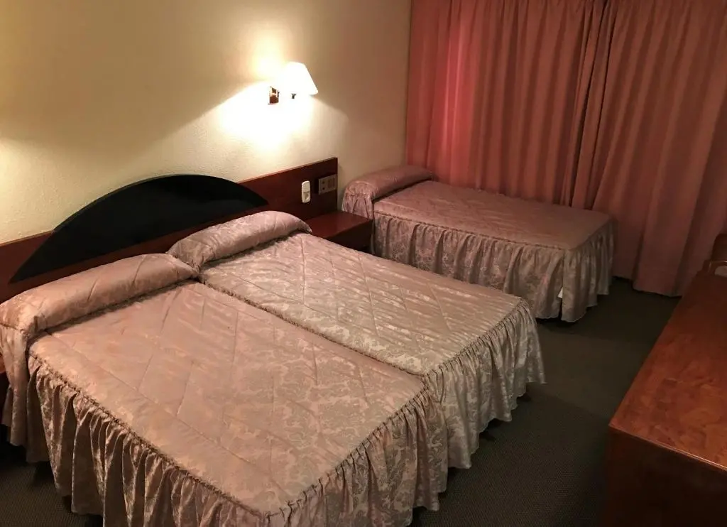 img_id_1048829.webp