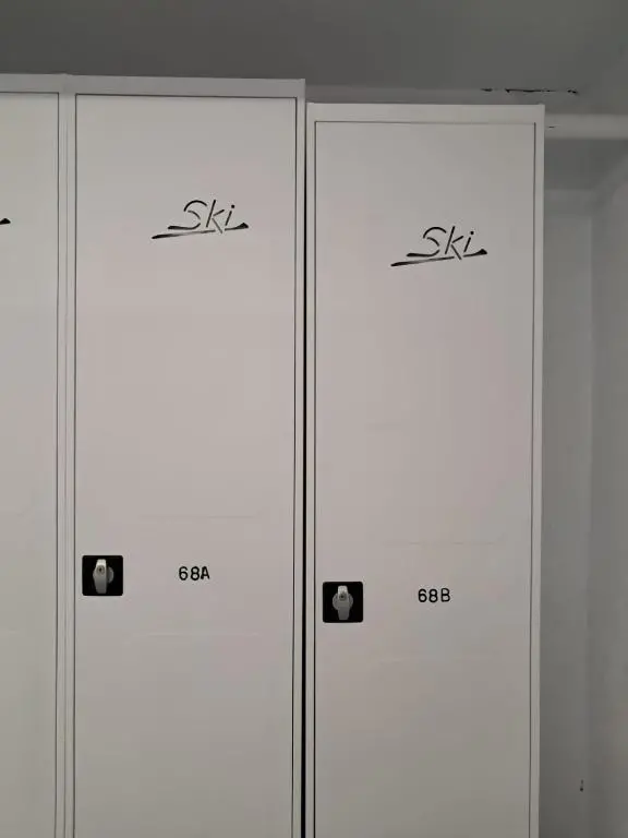 img_id_1062635.webp