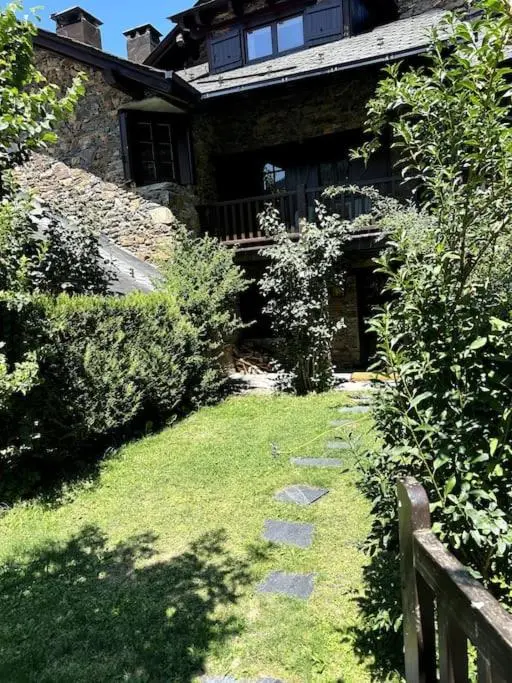 img_id_1087005.webp