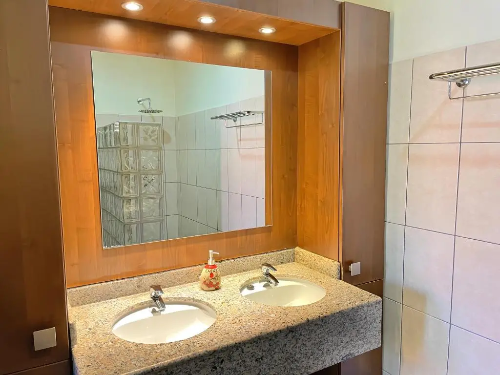 img_id_1104594.webp