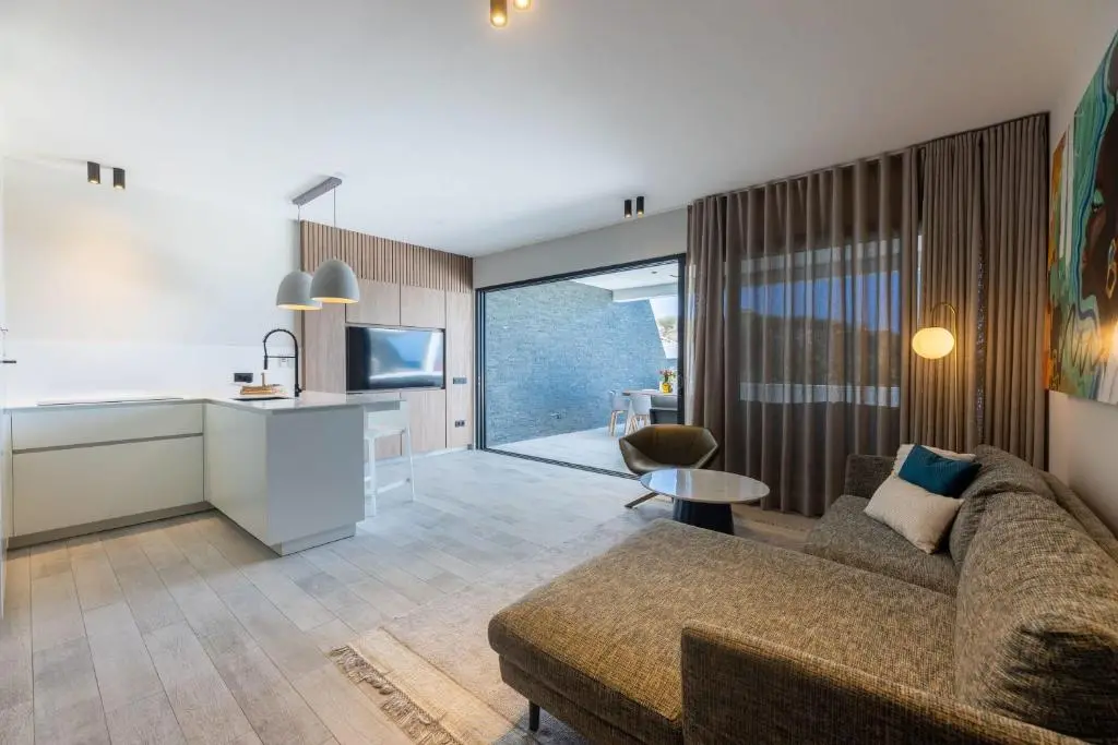 img_id_1131648.webp