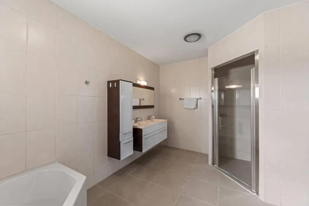 img_id_1148883.webp