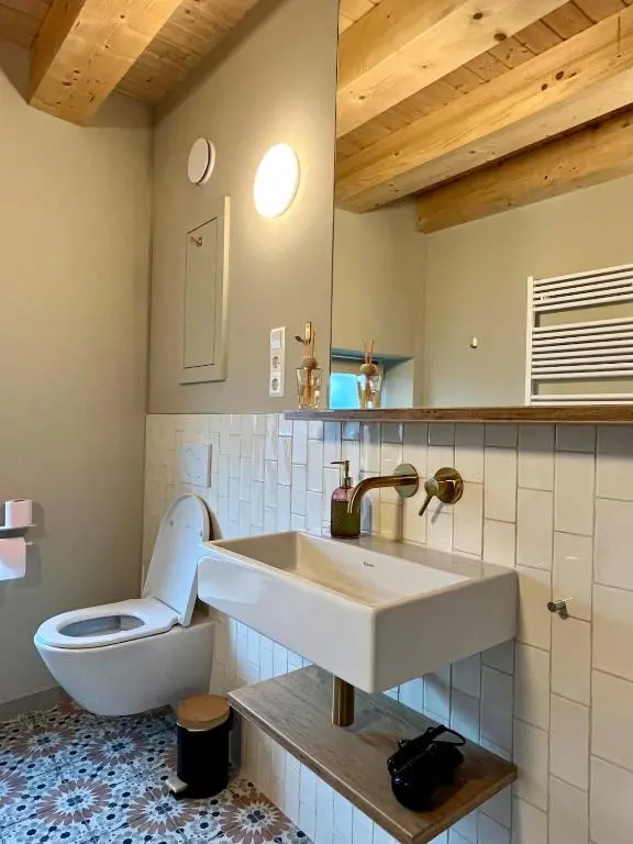 img_id_1198106.webp
