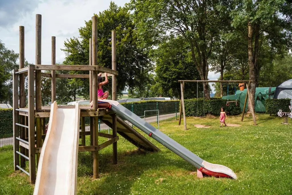 img_id_1200451.webp