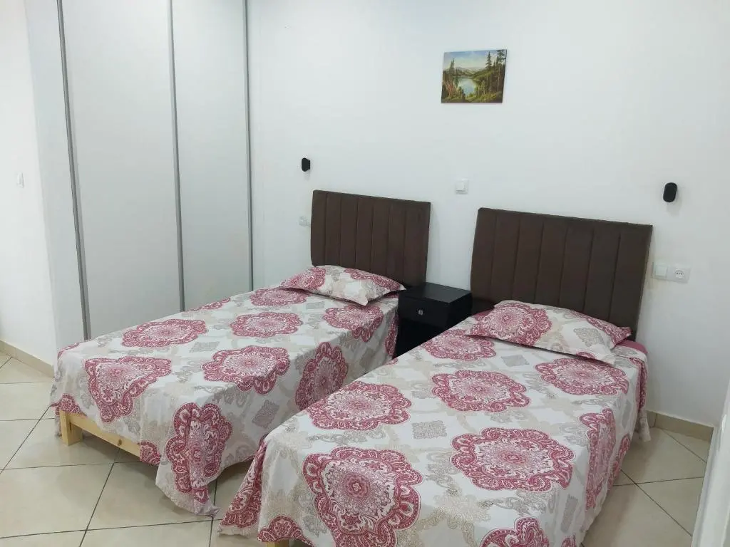 img_id_1234662.webp