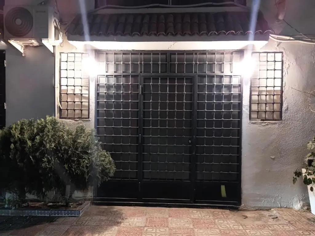 img_id_1242489.webp