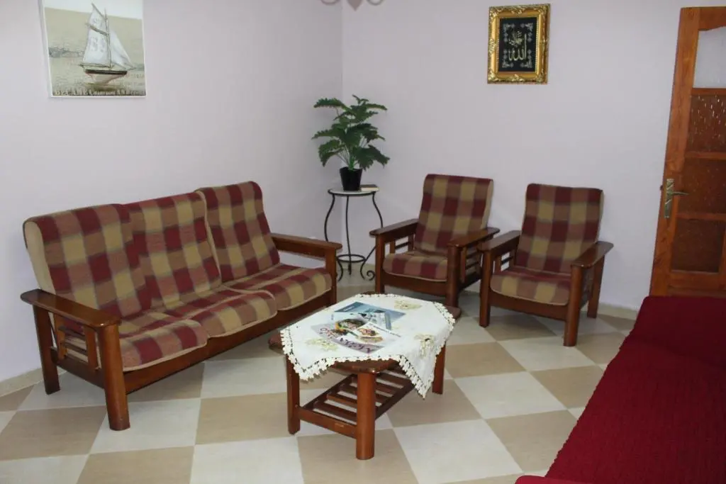 img_id_1249208.webp