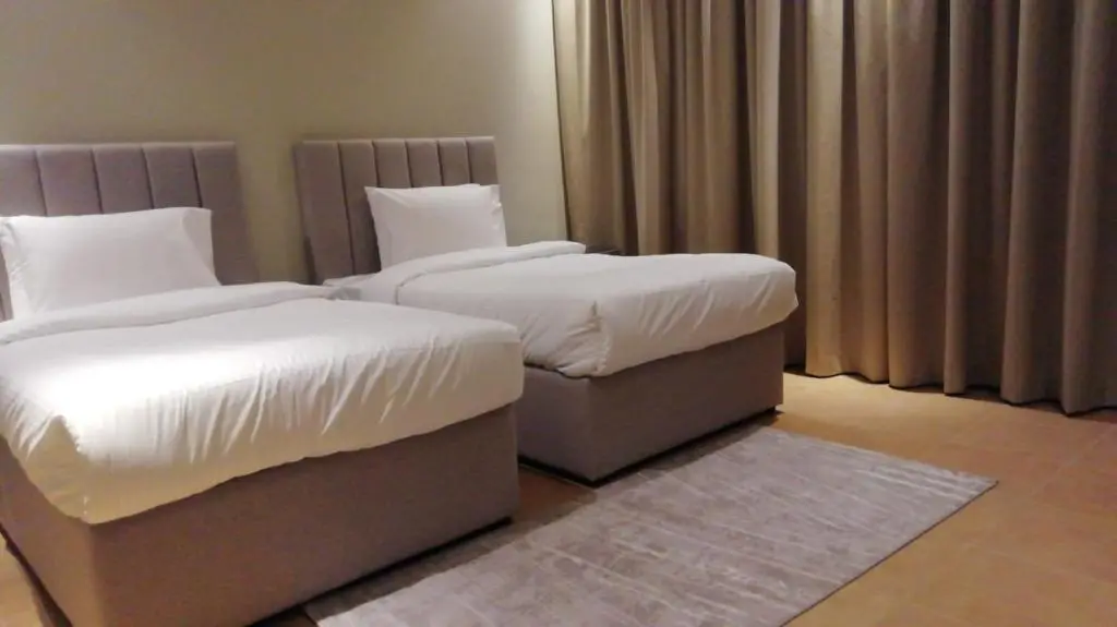 img_id_1272353.webp