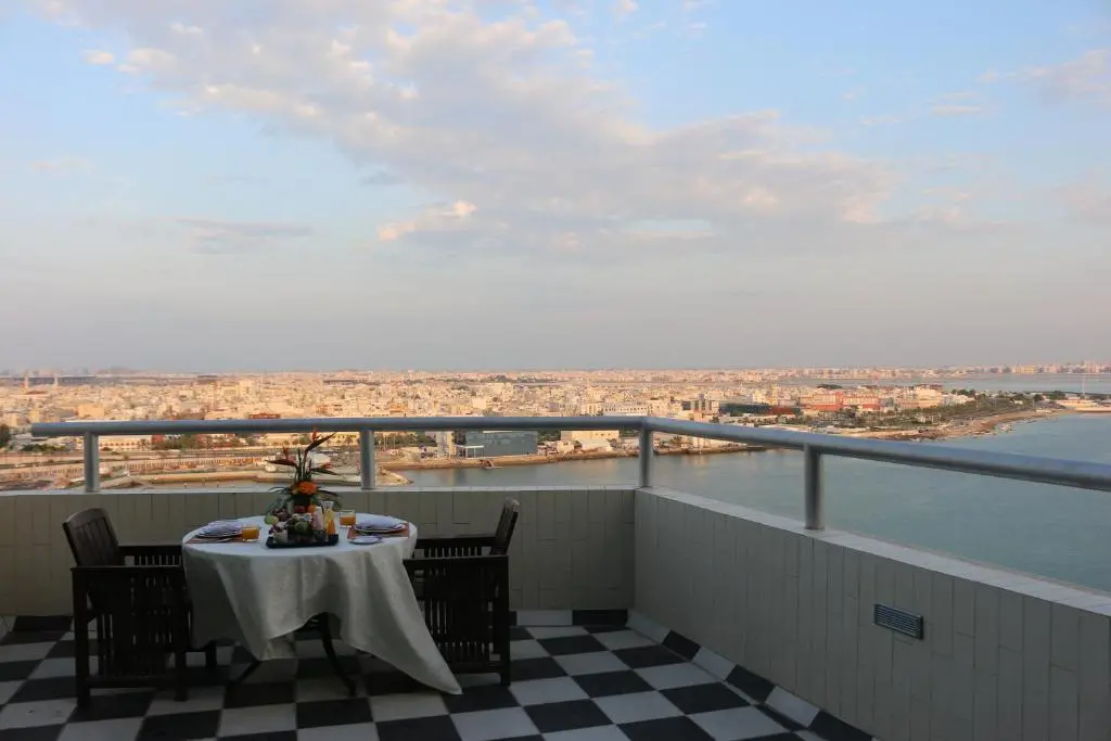 img_id_1275151.webp