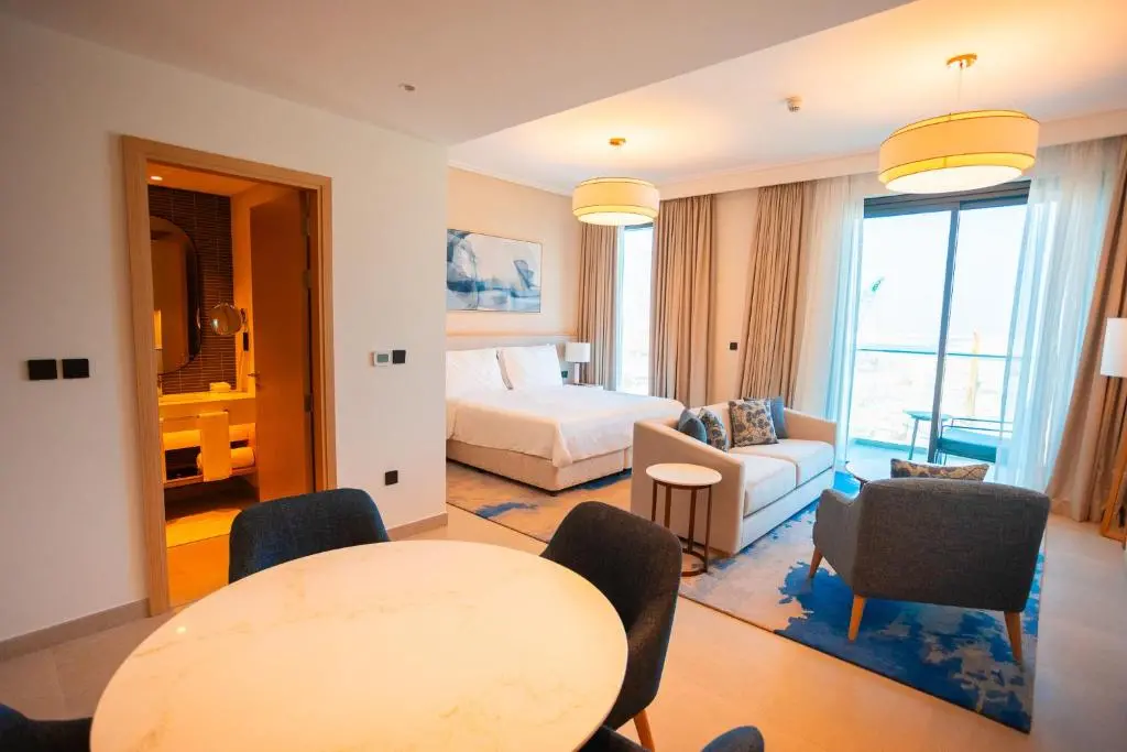 img_id_1288739.webp