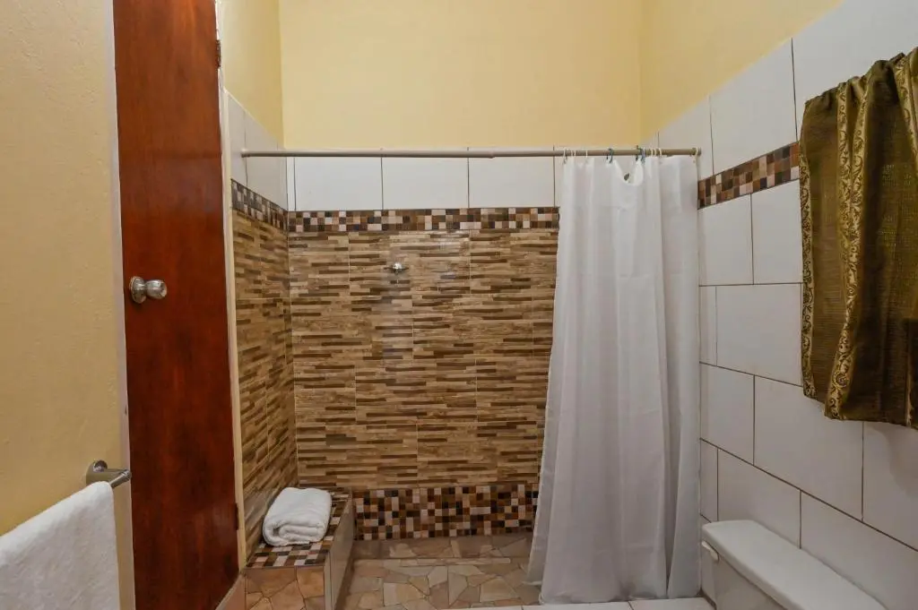 img_id_1301153.webp