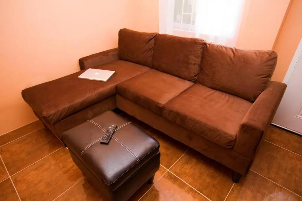 img_id_1301372.webp