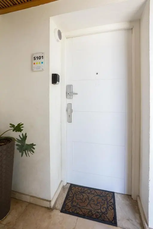 img_id_1468256.webp