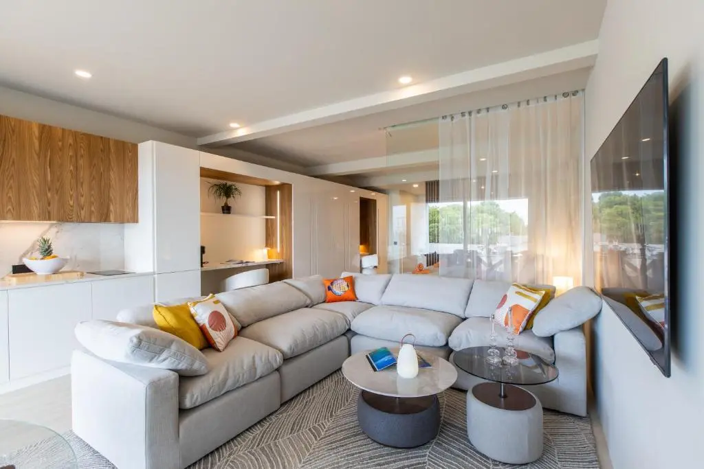 img_id_1496936.webp