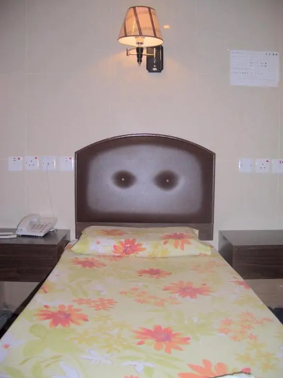 img_id_1590952.webp
