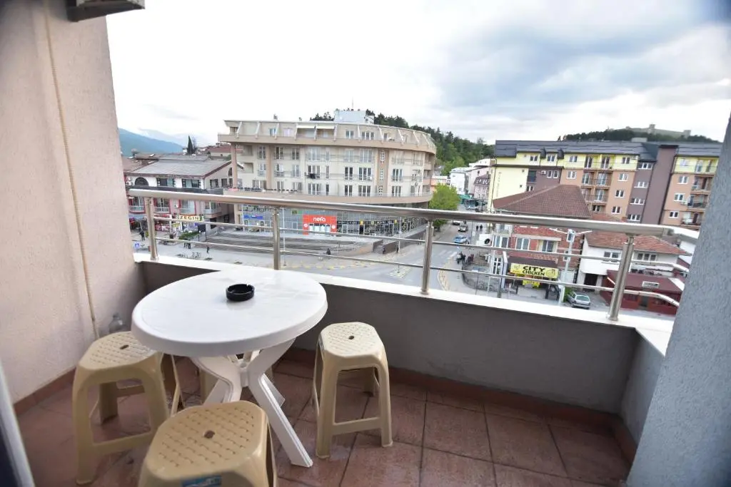 img_id_1778060.webp