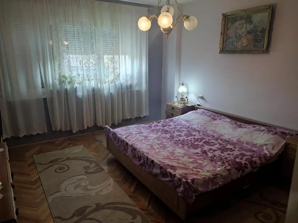 img_id_1787266.webp