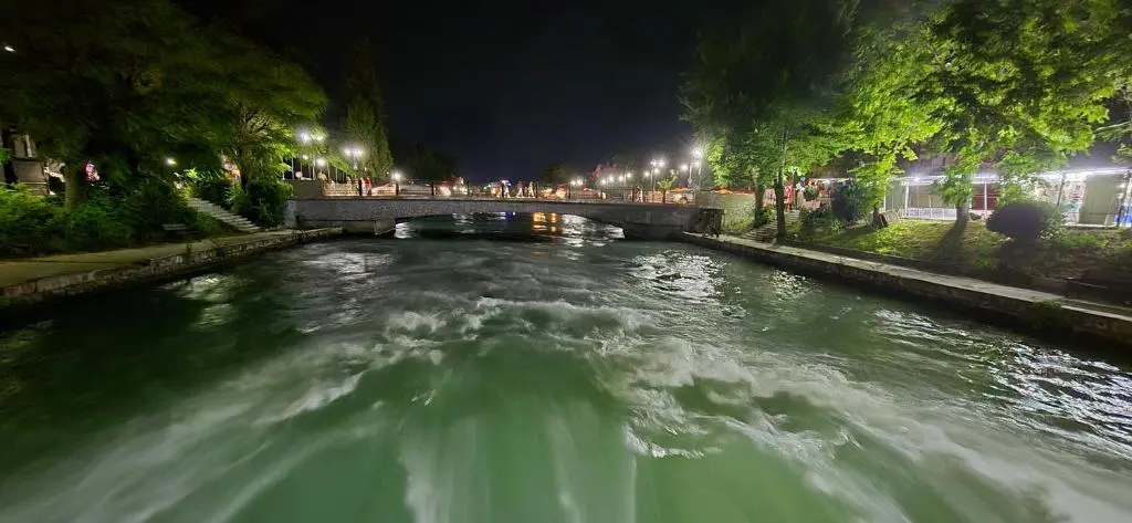 img_id_1799656.webp