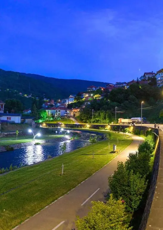 img_id_1807504.webp