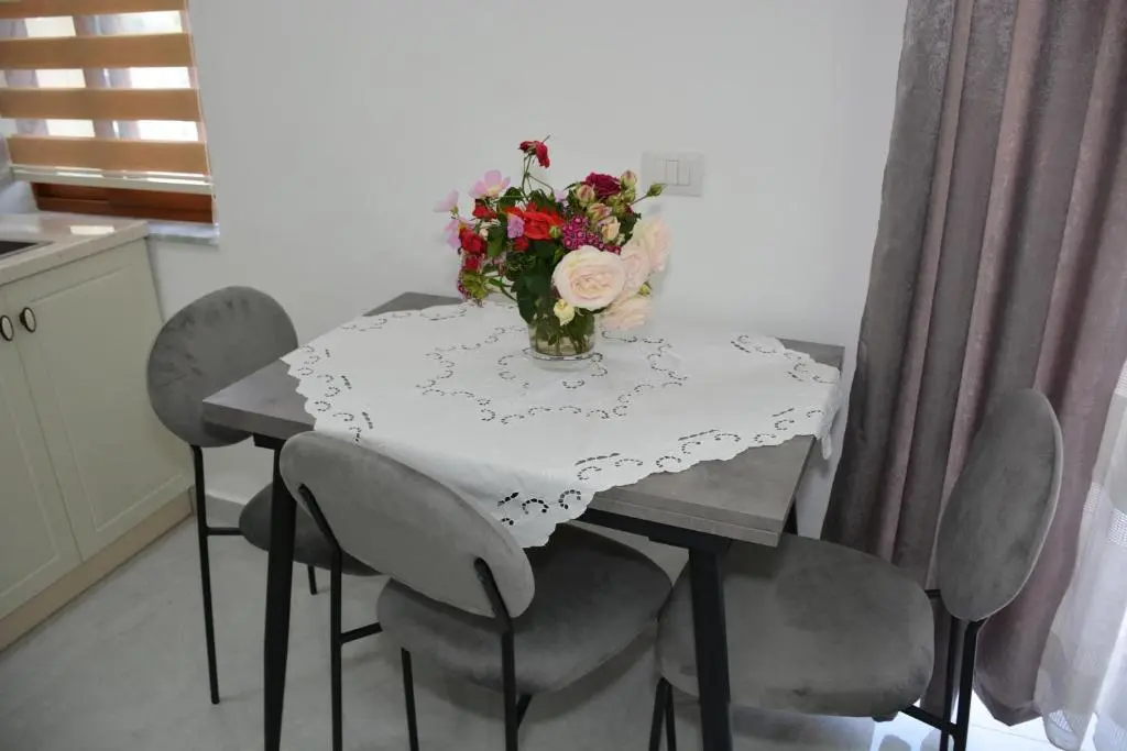 img_id_1819412.webp