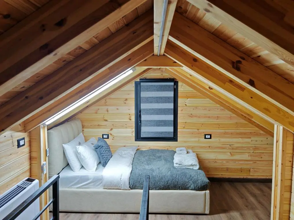 img_id_1822915.webp