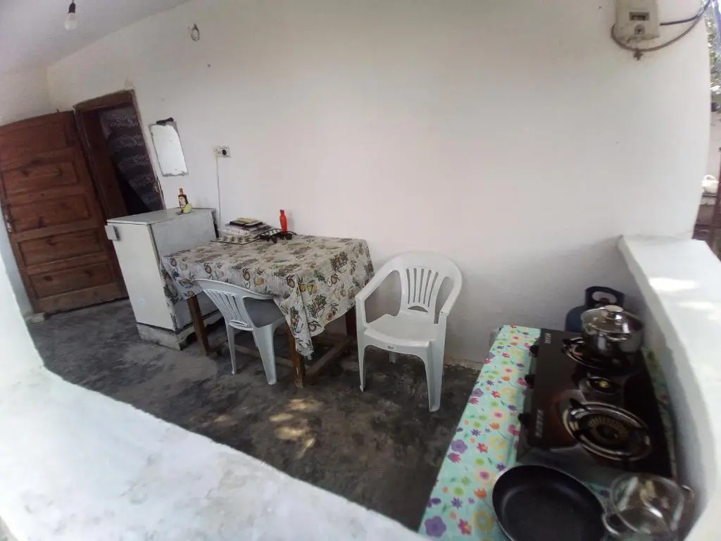 img_id_1836608.webp
