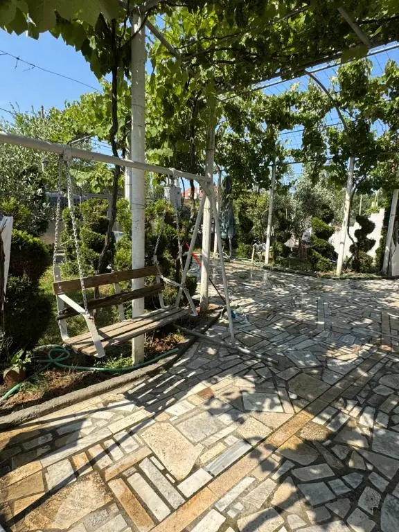 img_id_1838024.webp