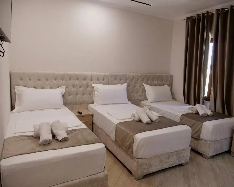img_id_1852427.webp
