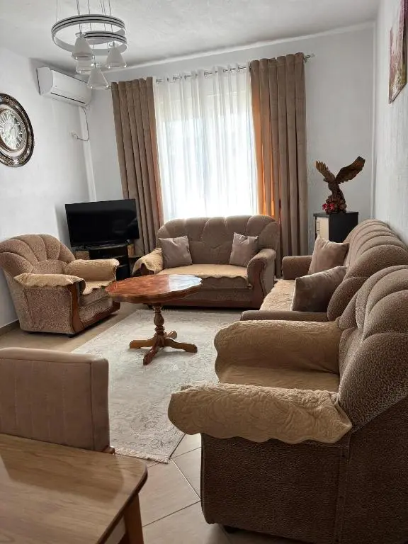 img_id_1860329.webp