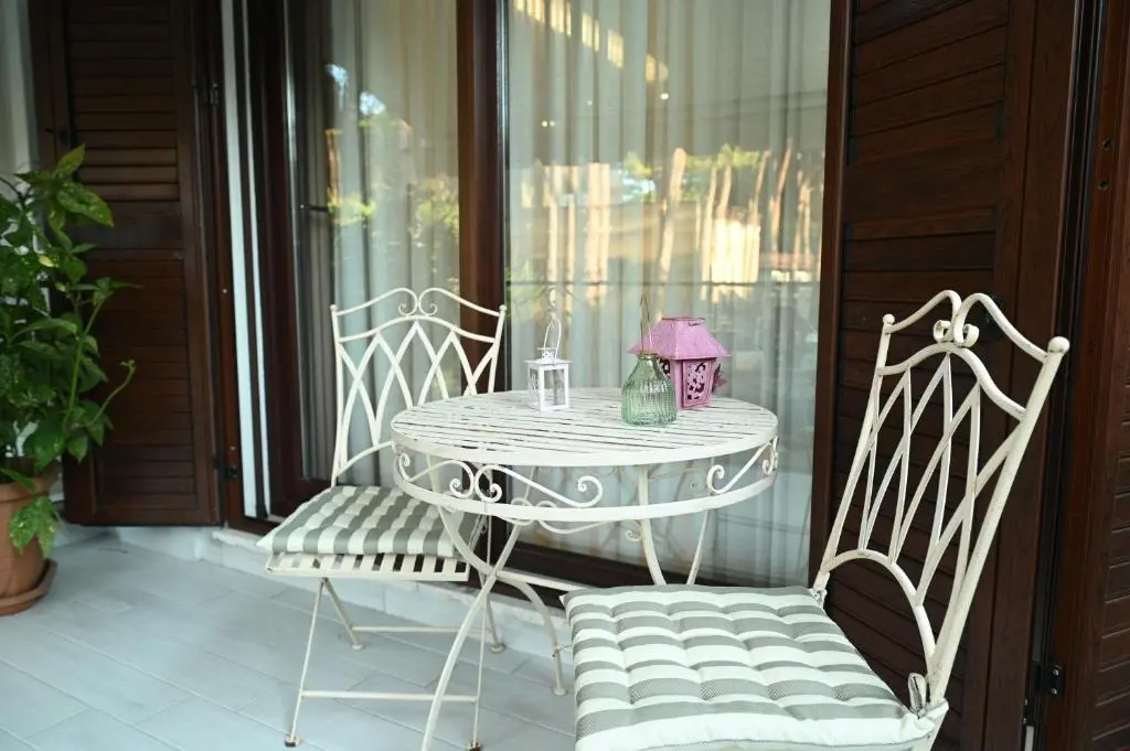 img_id_1860370.webp