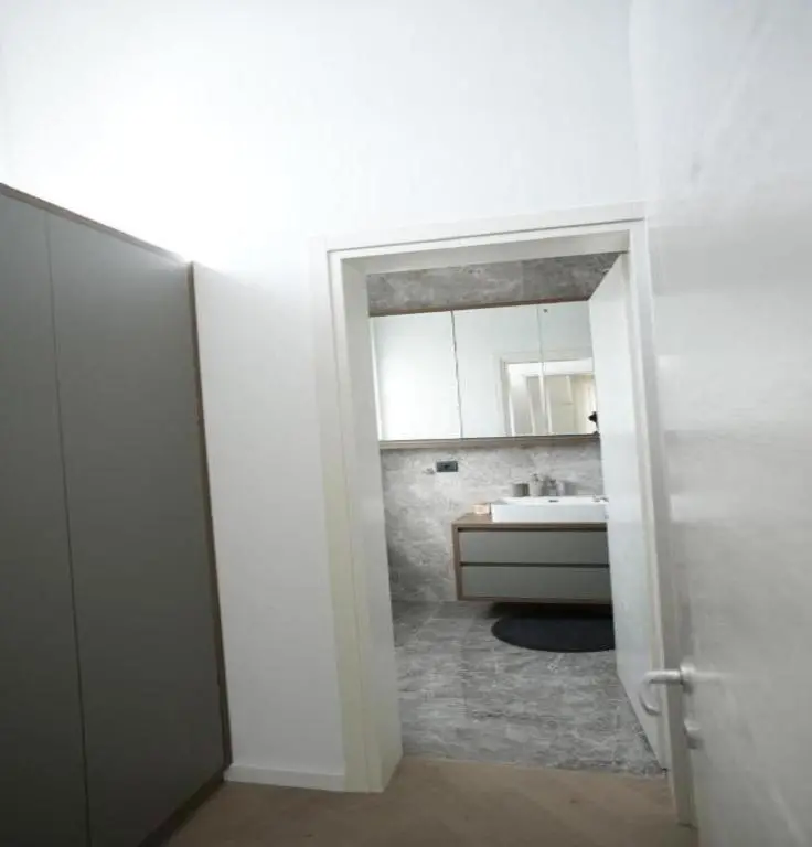 img_id_1861479.webp