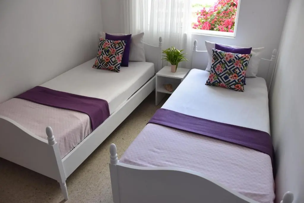 img_id_1890734.webp