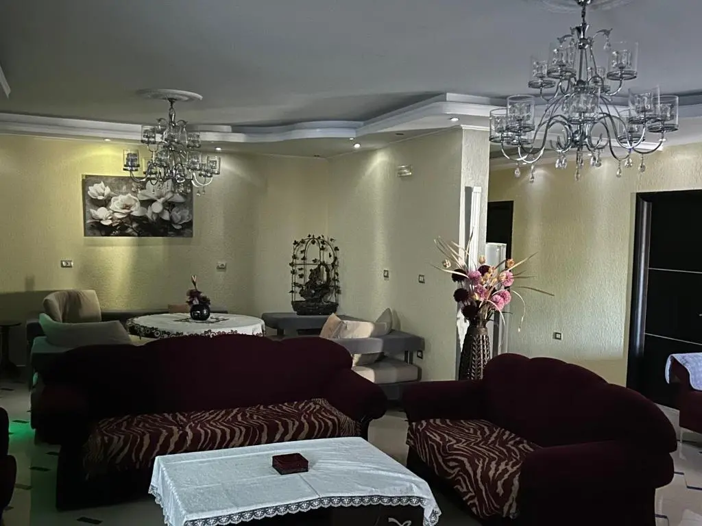 img_id_1890922.webp