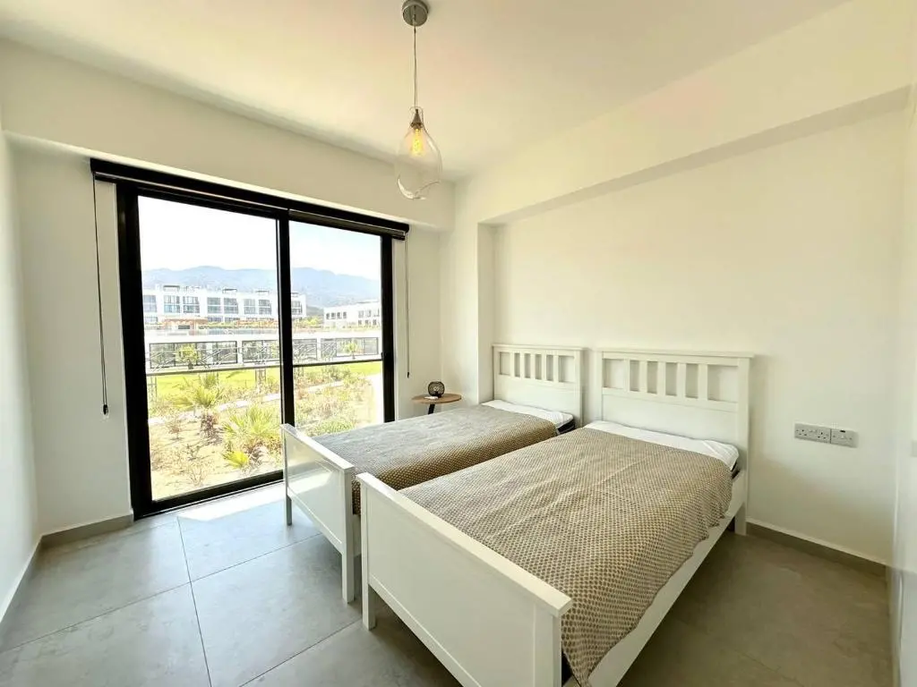 img_id_1907893.webp