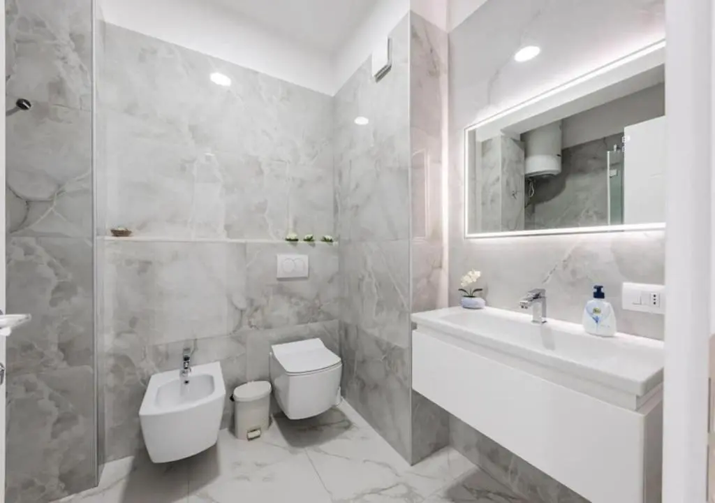 img_id_1941234.webp