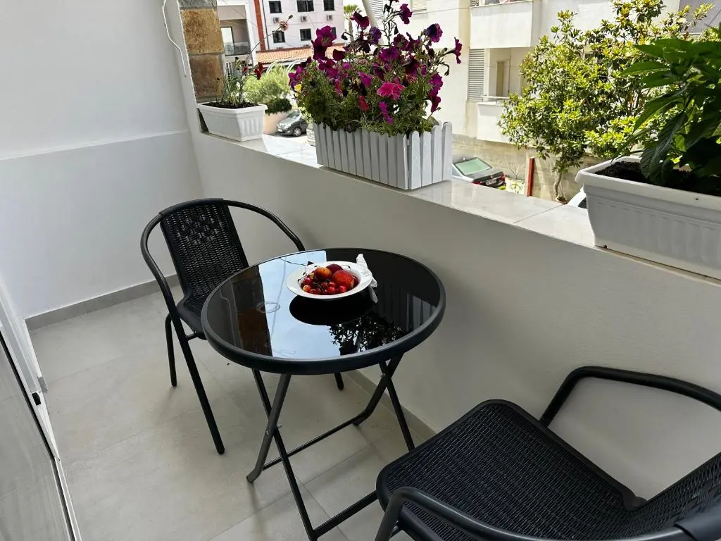 img_id_1944183.webp