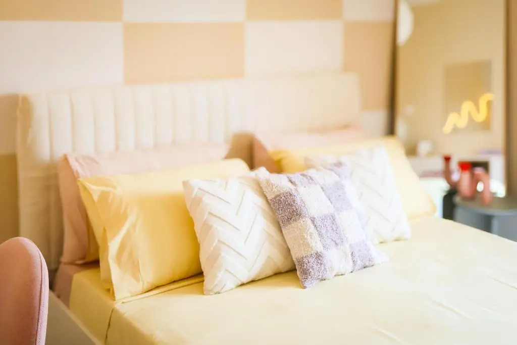 img_id_1968234.webp