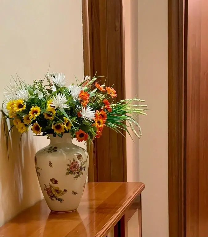 img_id_2025826.webp