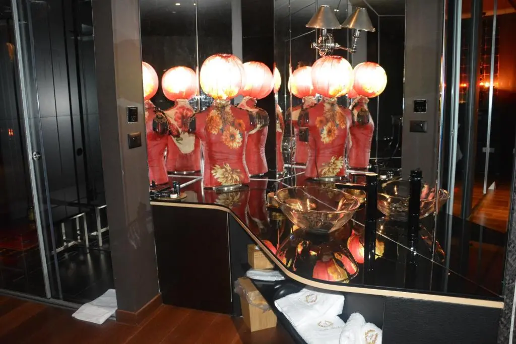 img_id_2031260.webp