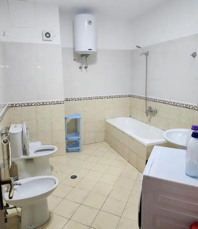 img_id_2032084.webp