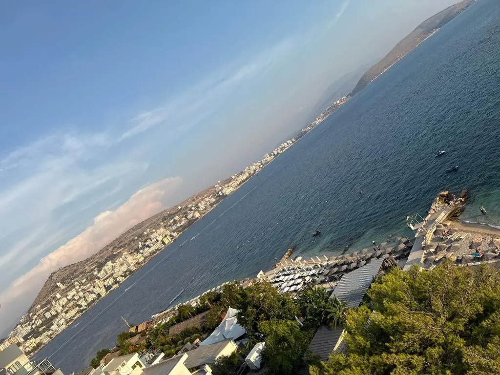 img_id_2038608.webp