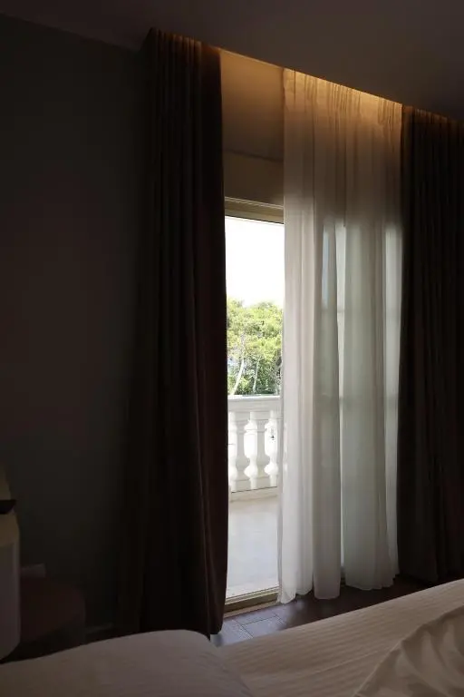 img_id_2058328.webp